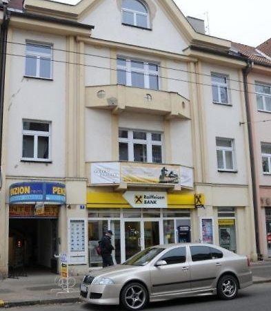 Penzion Pupendo Hradec Králové Eksteriør billede